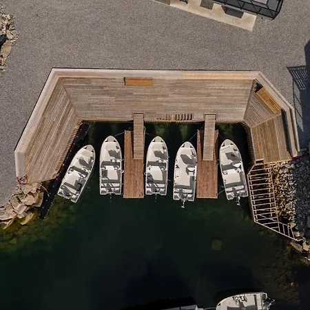 Eksklusiv Rorbu - Havblikk 2 - Batutleie Semesterbostad