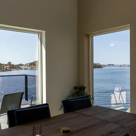 Eksklusiv Rorbu - Havblikk 2 - Batutleie Ferienhaus